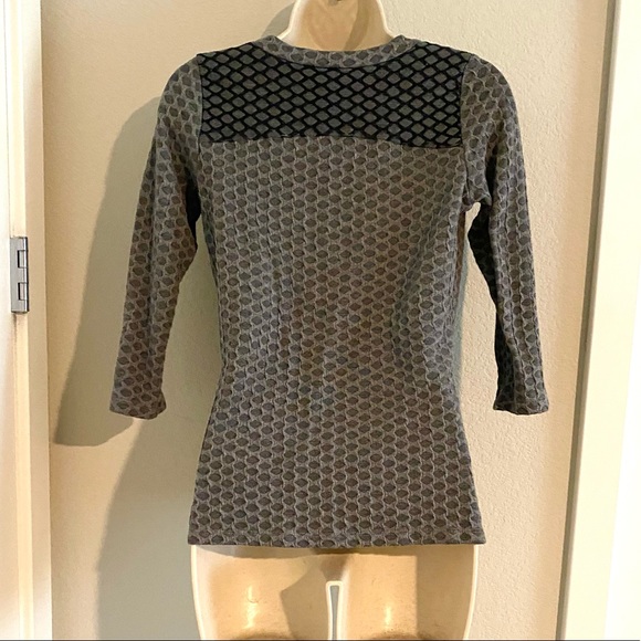 Like new Maria Gabrielle lightweight sweater/top - Picture 4 of 4